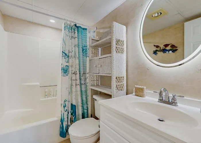 Coastal-themed With Great Views Private Balcony Shared Pool Holiday home Ocean City