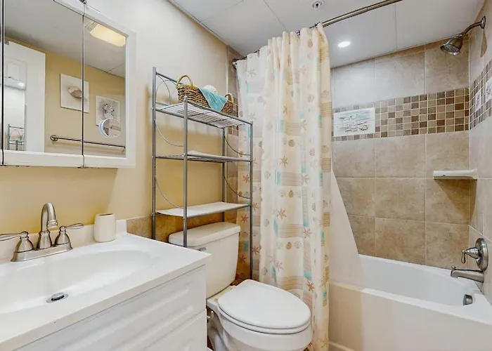 Coastal-themed With Great Views Private Balcony Shared Pool Ocean City